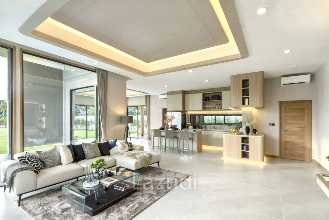 Villa in Pattaya City, Chon Buri, Thailand 1 - 16650556