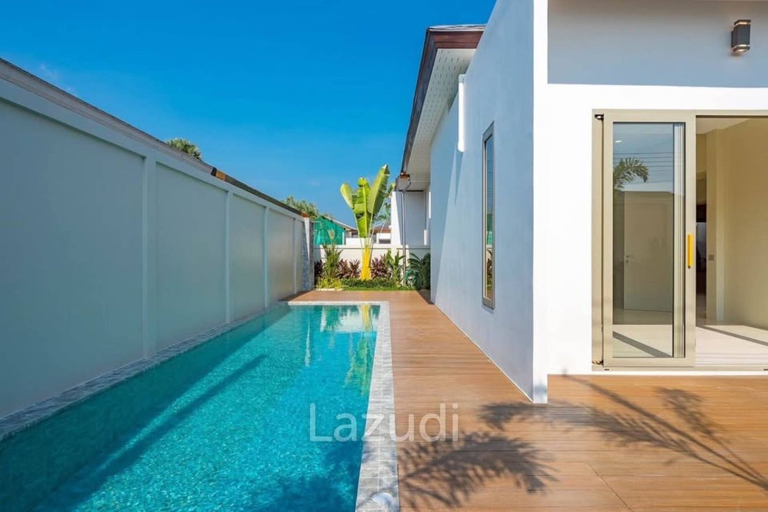 Villa in Thep Krasatti, Phuket, Thailand 1 - 16653463