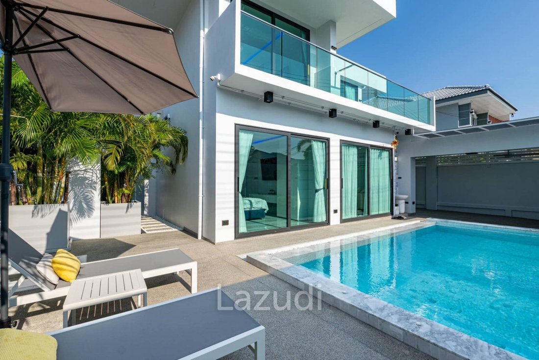 Villa in Pattaya City, Chon Buri, Thailand 1 - 16650764