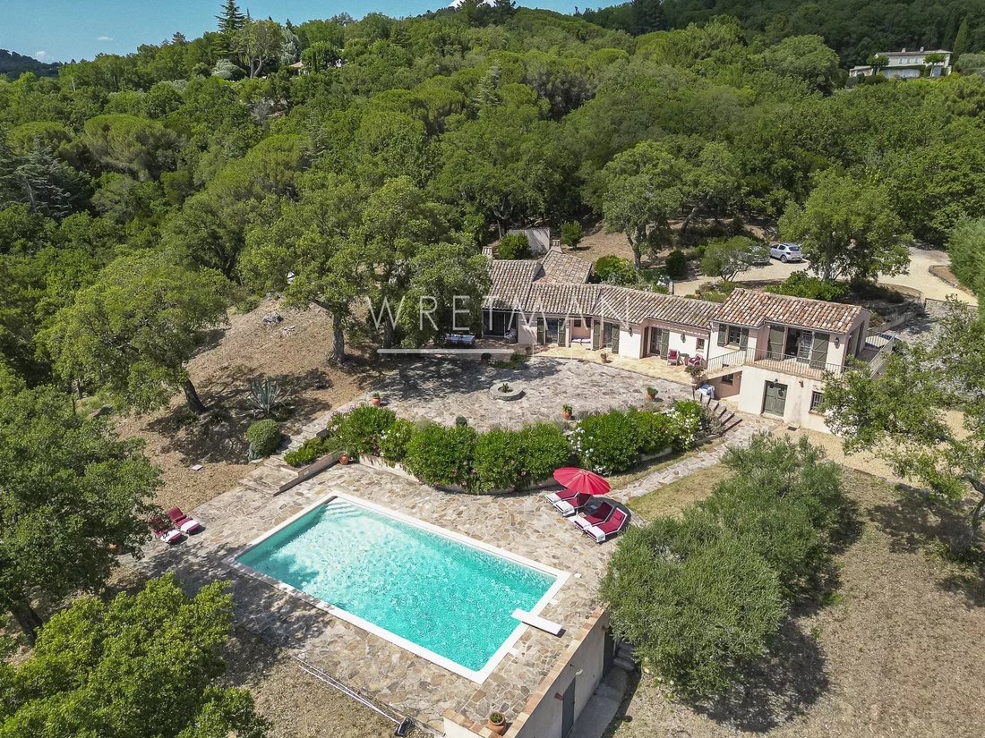 Villa in La Garde-Freinet, Provence-Alpes-Côte d'Azur, France 2 - 16649145