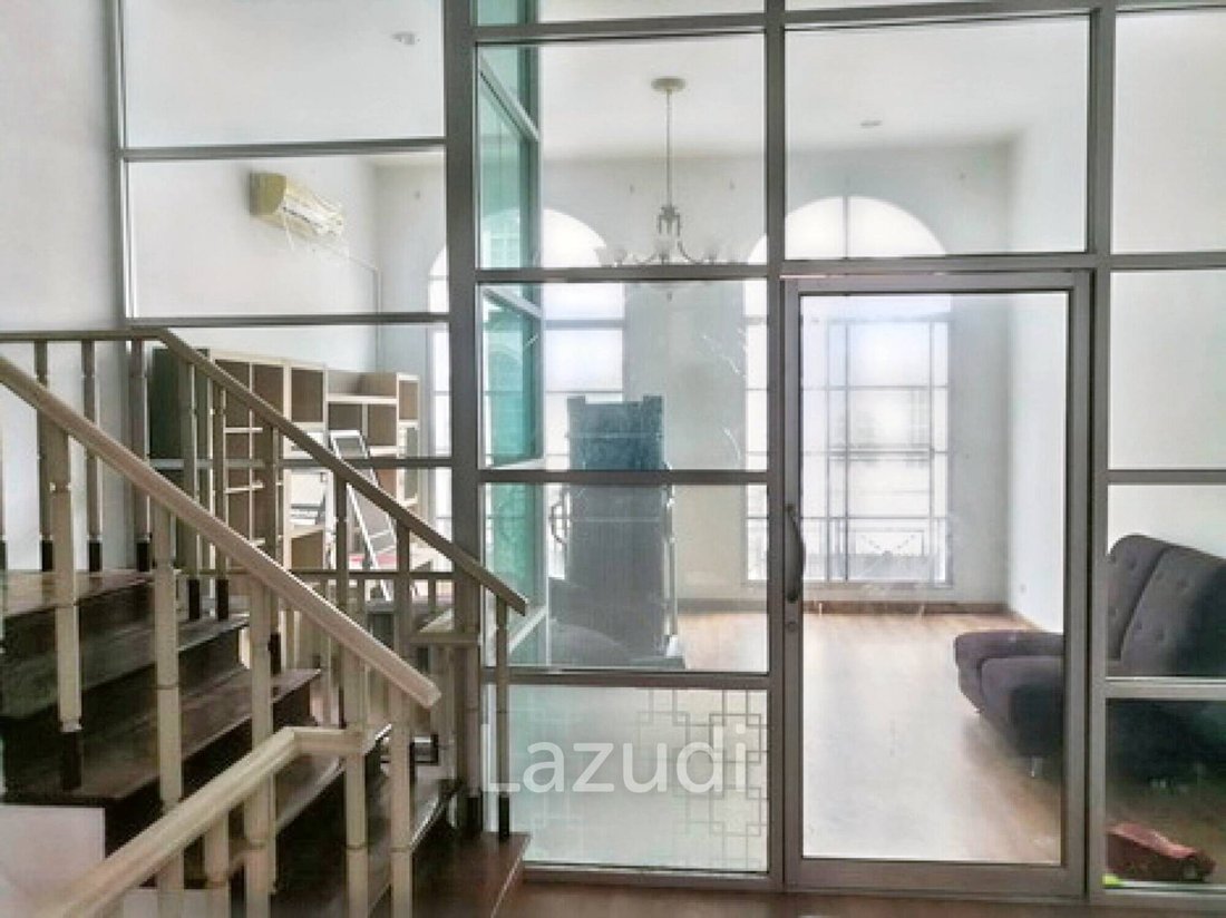 House in Bangkok, Krung Thep Maha Nakhon, Thailand 3 - 16650413
