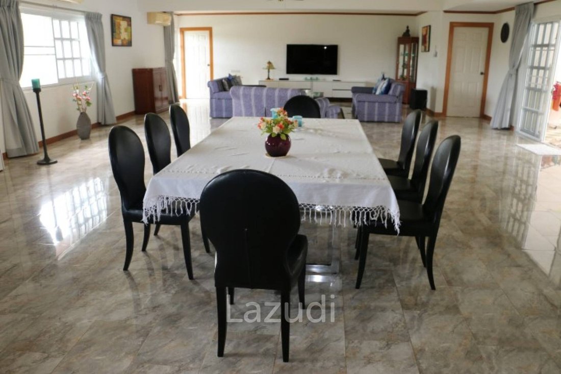 Villa in Thep Krasatti, Phuket, Thailand 5 - 16654269