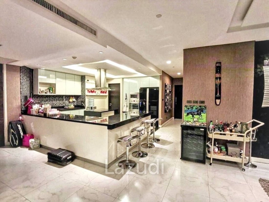 Apartment in Bang Lamphu Lang, Krung Thep Maha Nakhon, Thailand 5 - 12691514