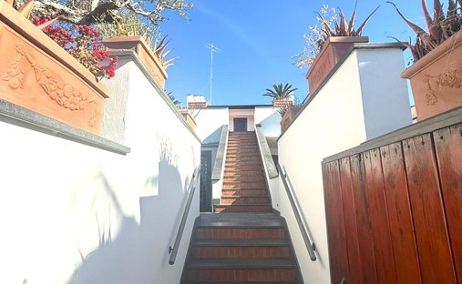 Villa in City Center, Marano di Napoli, Campania 1