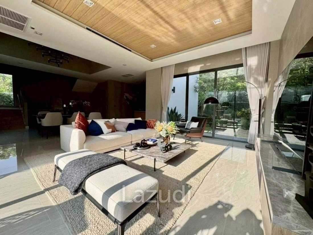 Villa in Pattaya City, Chon Buri, Thailand 2 - 16650528