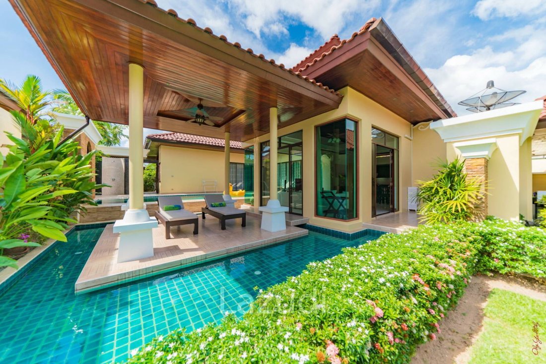Villa in Choeng Thale, Phuket, Thailand 1 - 16650349