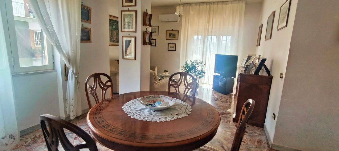 Apartment in Naples, Campania, Italy 3 - 16650954