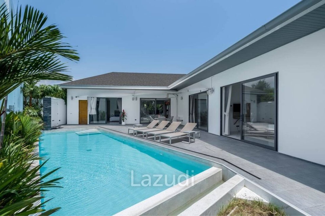 Villa in Rawai, Phuket, Thailand 1 - 16654323