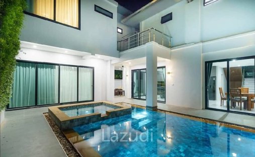Villa in Choeng Thale, Phuket, Thailand 1