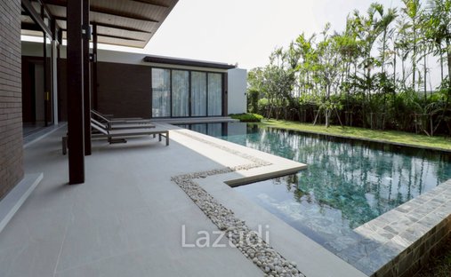 Villa in Choeng Thale, Phuket, Thailand 1