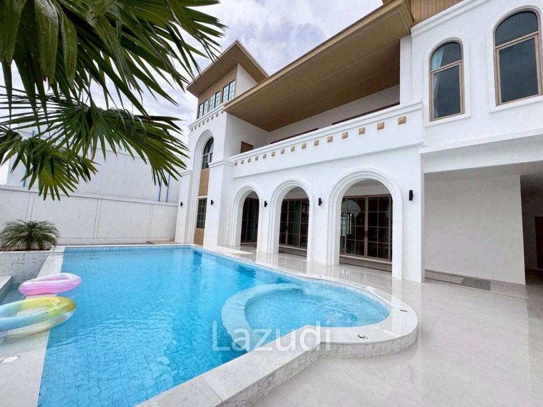 Villa in Pattaya City, Chon Buri, Thailand 1 - 16650357