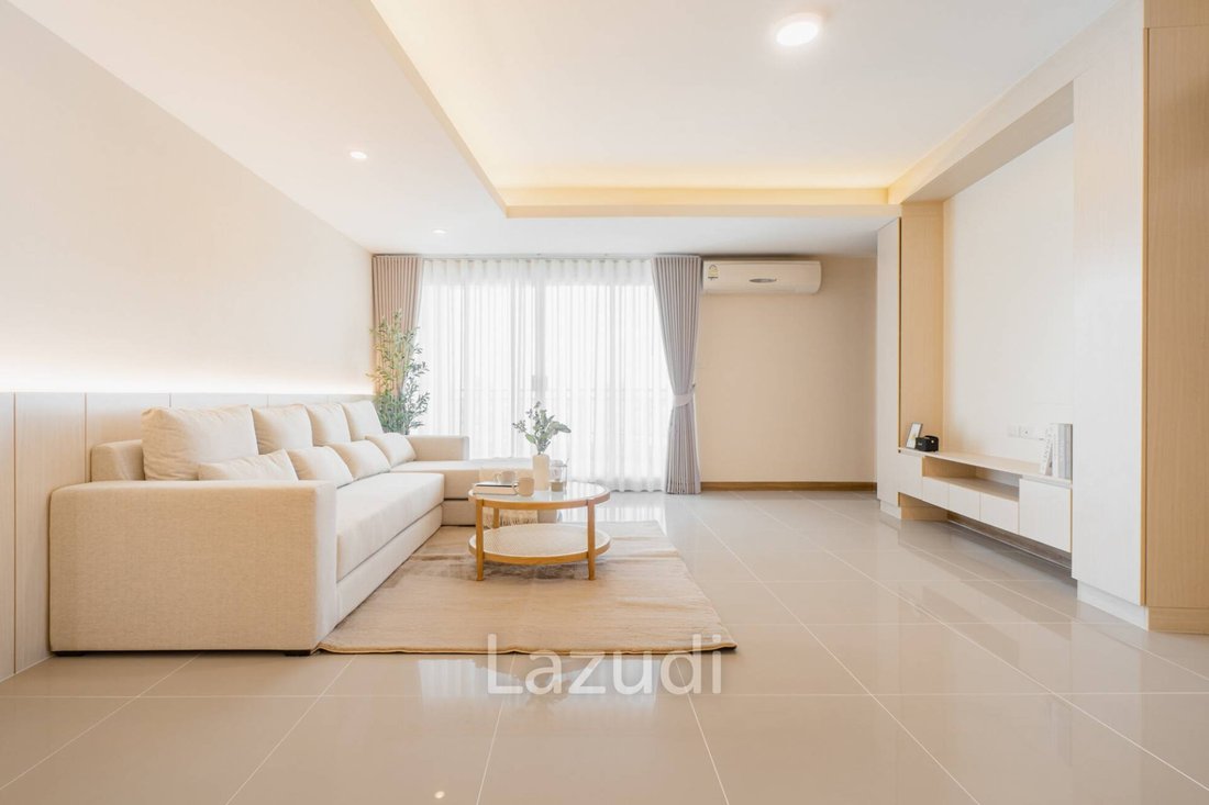Apartment in Samre, Krung Thep Maha Nakhon, Thailand 5 - 16650265