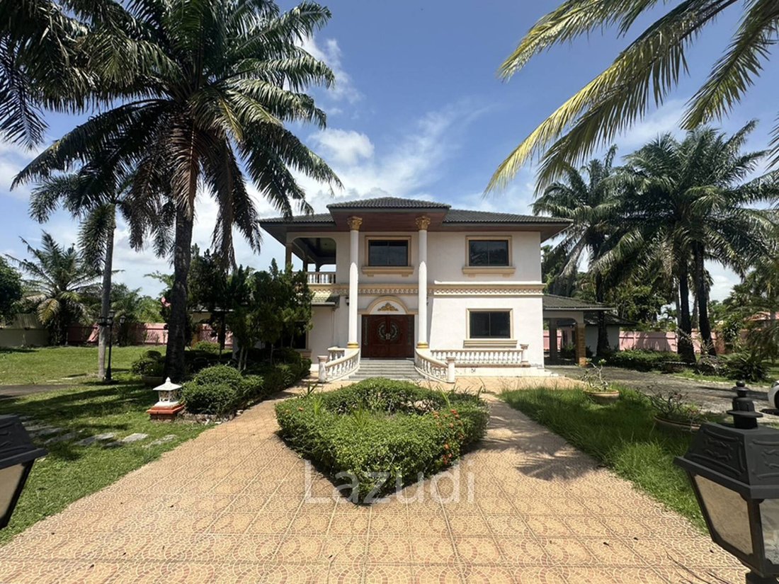 Villa in Pattaya City, Chon Buri, Thailand 1 - 16650342