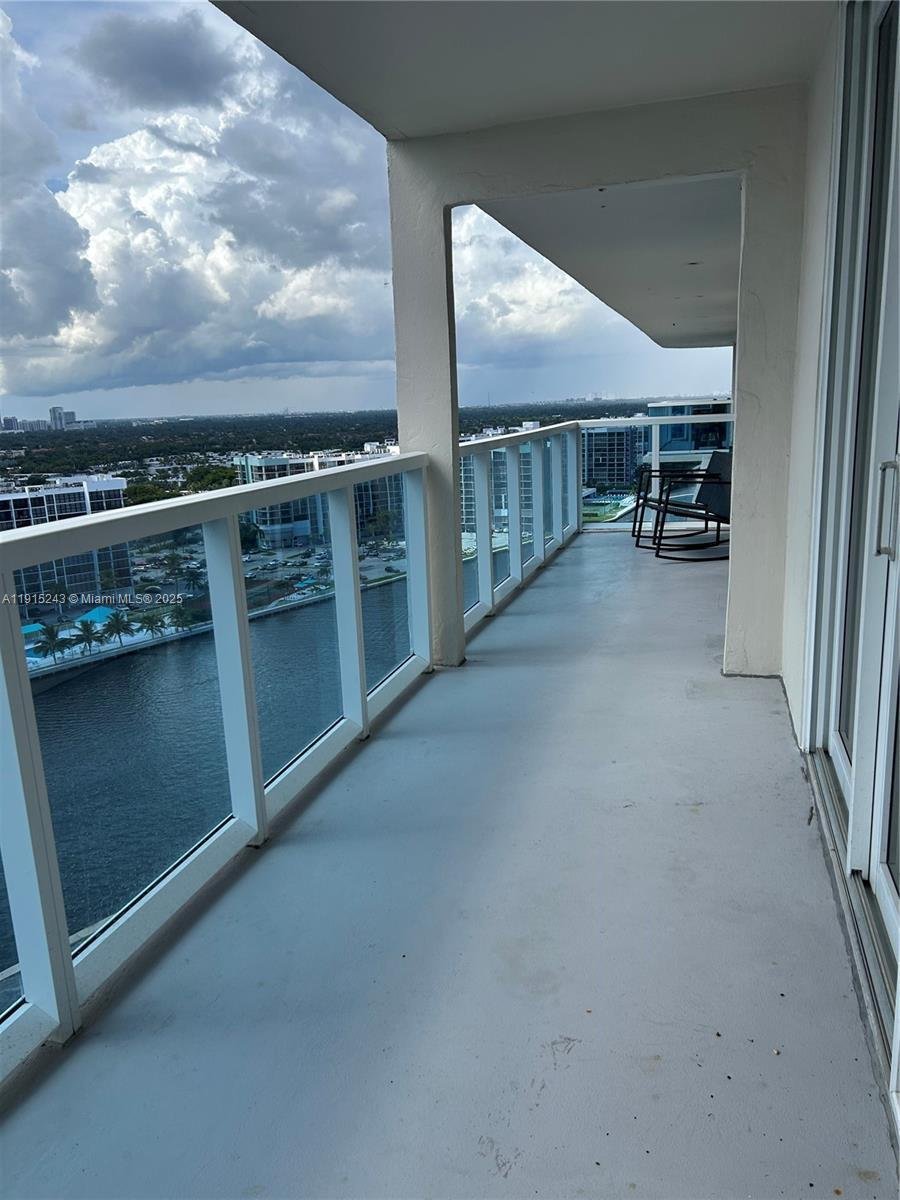Condo in Hollywood, Florida, United States 2 - 16649928