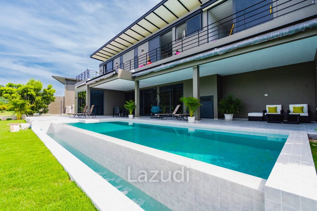 Villa in Hin Lek Fai, Prachuap Khiri Khan, Thailand 1 - 16650222