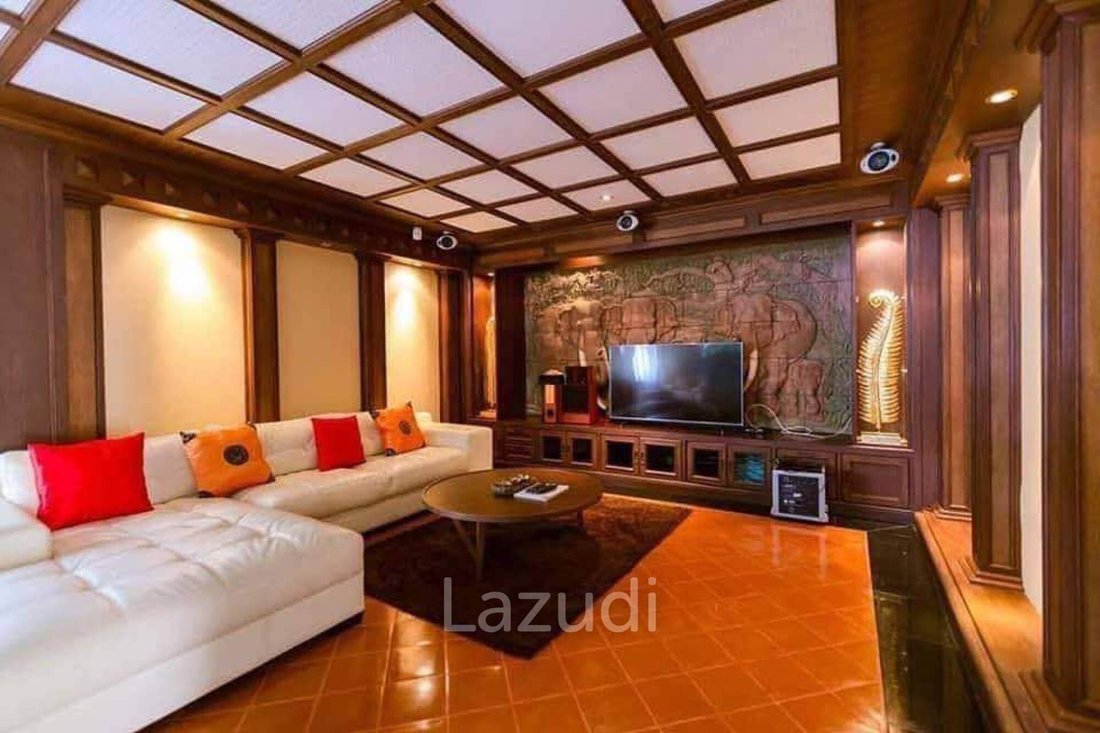 Villa in Pa Tong, Phuket, Thailand 3 - 16650841