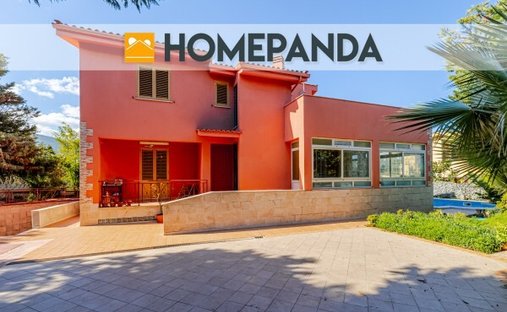 Villa in Villagrazia, Carini, Sicily 1