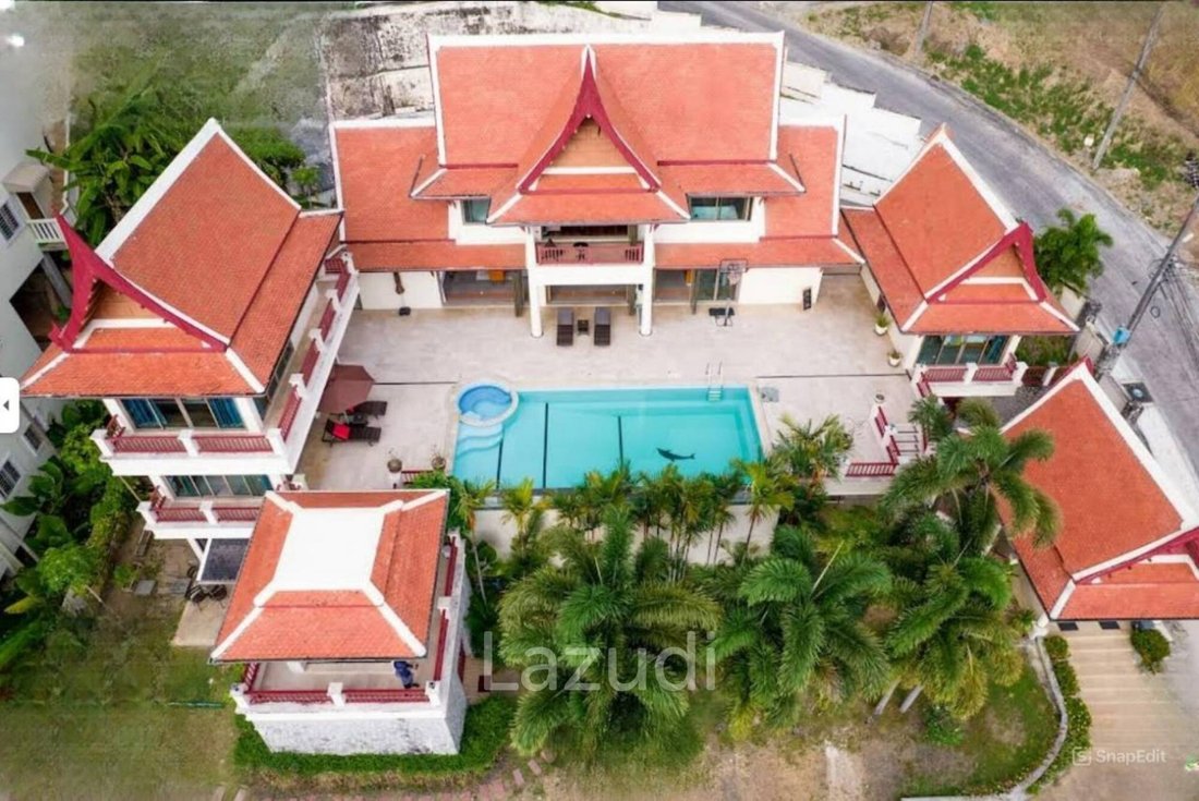 Villa in Karon, Phuket, Thailand 1 - 16650866