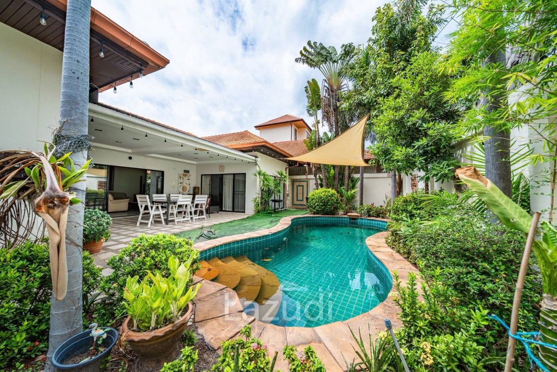 Villa in Pattaya City, Chon Buri, Thailand 1 - 16650541