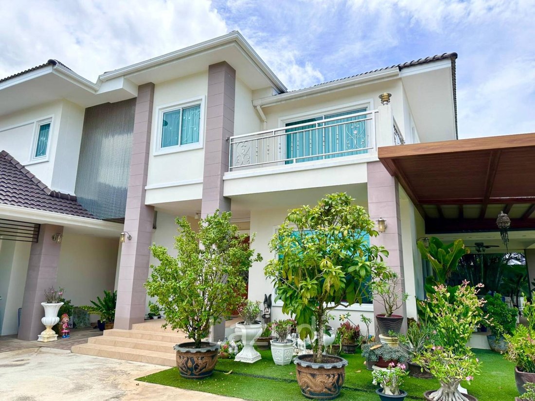 Villa in Hin Lek Fai, Prachuap Khiri Khan, Thailand 2 - 16650358