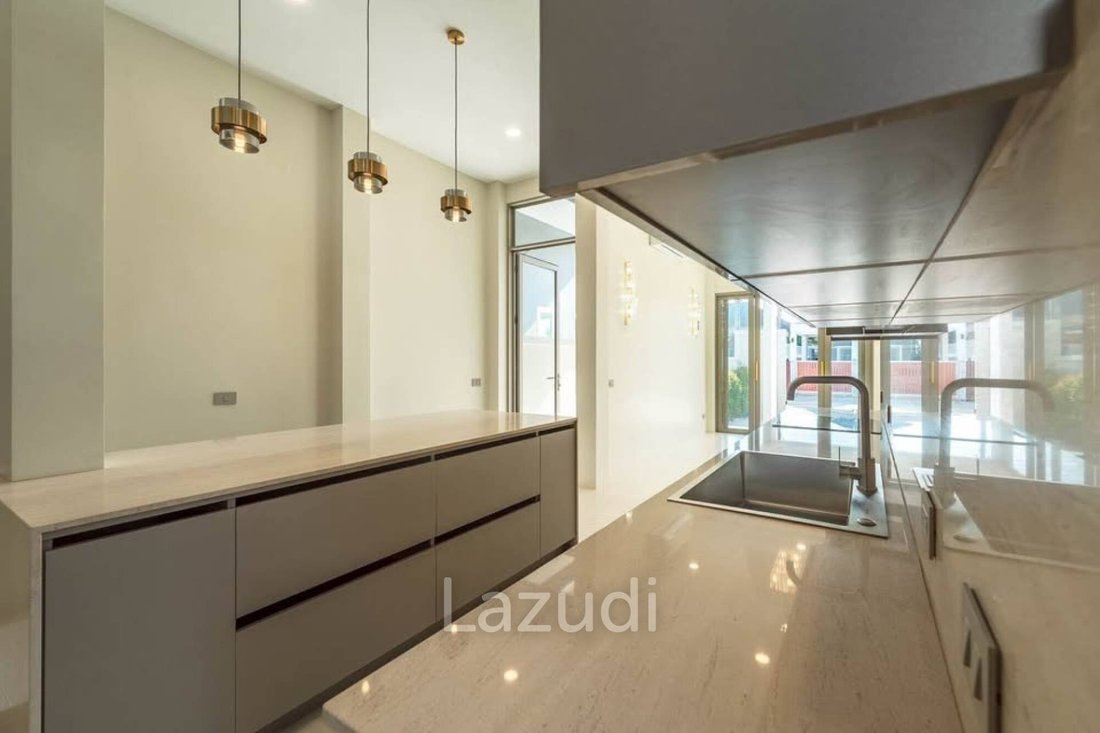 Villa in Thep Krasatti, Phuket, Thailand 4 - 16653463