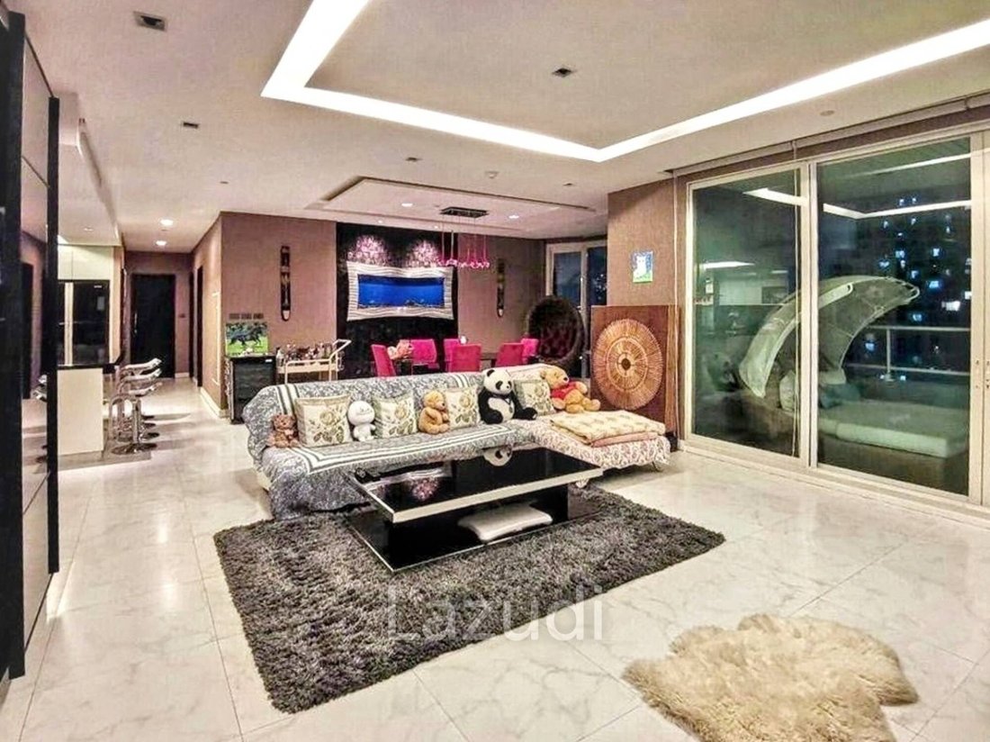 Apartment in Bang Lamphu Lang, Krung Thep Maha Nakhon, Thailand 1 - 12691514