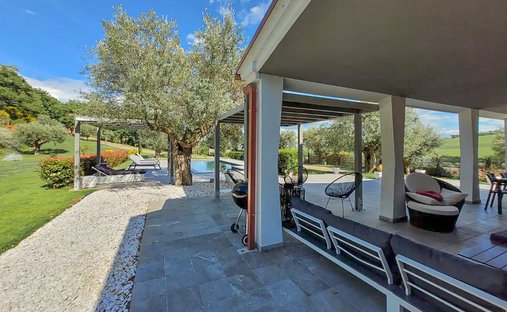 Castle for Sale in Cingoli, Marche, Italy