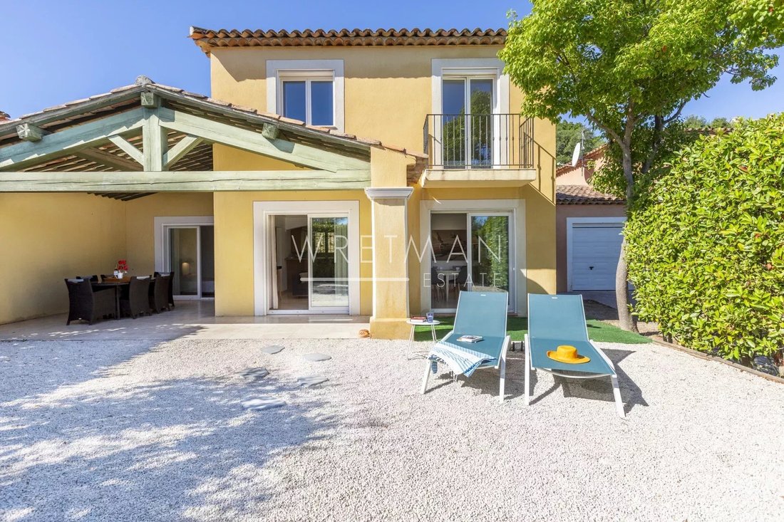 House in Les Bouteillers, Sainte-Maxime, France 2 - 16649194