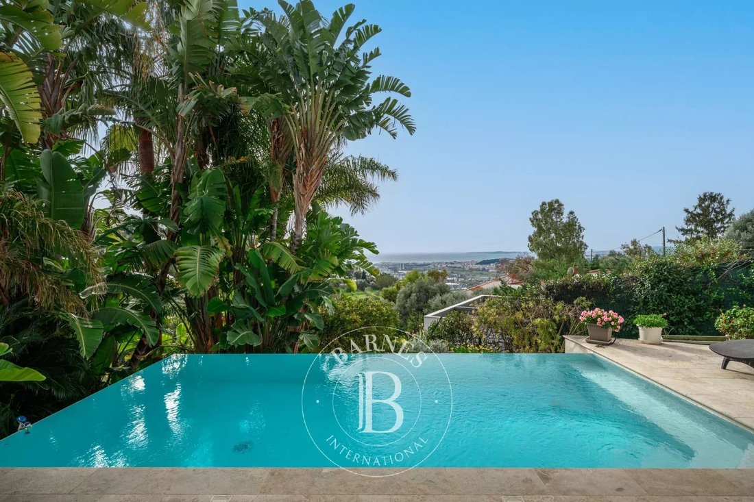 Villa in Nice, Provence-Alpes-Côte d'Azur, France 3 - 16649289