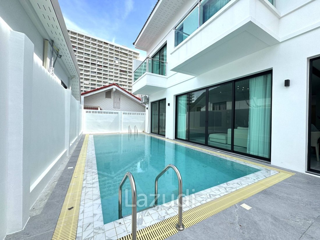 Villa in Pattaya City, Chon Buri, Thailand 1 - 16650553