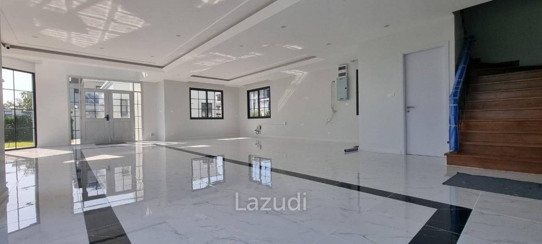 Villa in Pattaya City, Chon Buri, Thailand 4 - 16653872