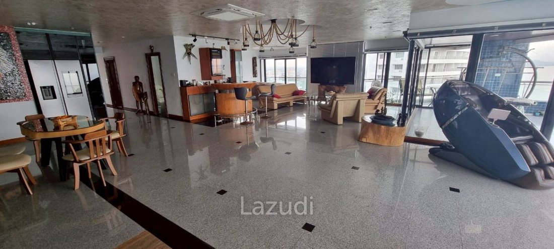 Apartment in Pattaya City, Chon Buri, Thailand 4 - 16652964
