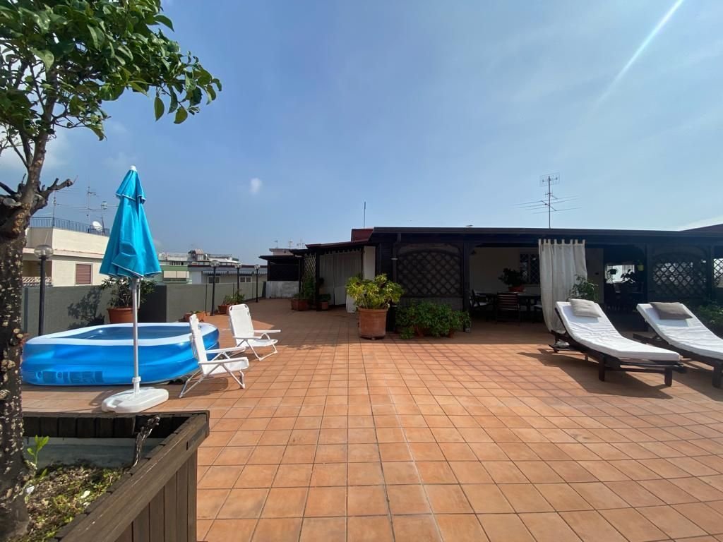 Apartment in Vomero, Naples, Campania 2 - 16651644