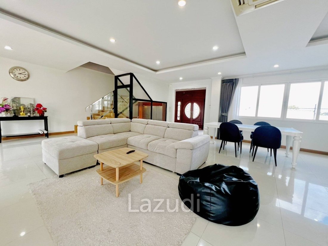 Villa in Pattaya, Chon Buri, Thailand 2 - 16654333