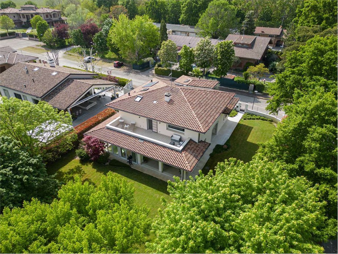Villa in Castelnuovo Rangone, Emilia-Romagna, Italy 3 - 16651638