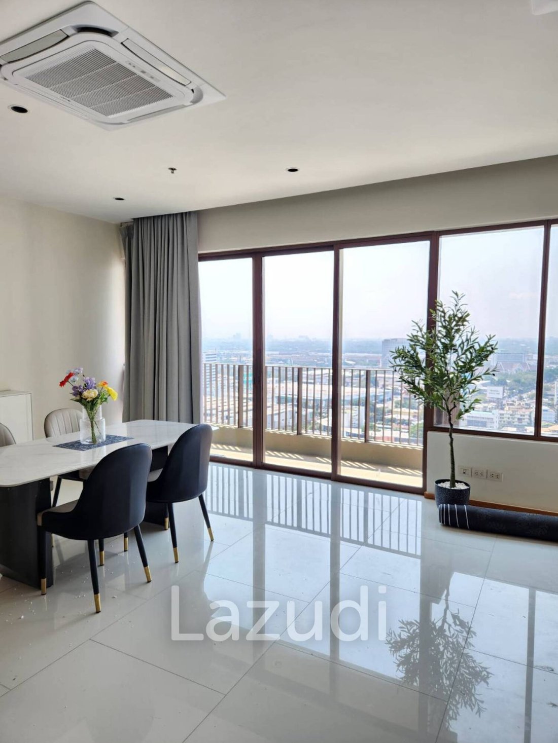 Apartment in Bangkok, Krung Thep Maha Nakhon, Thailand 4 - 12644650