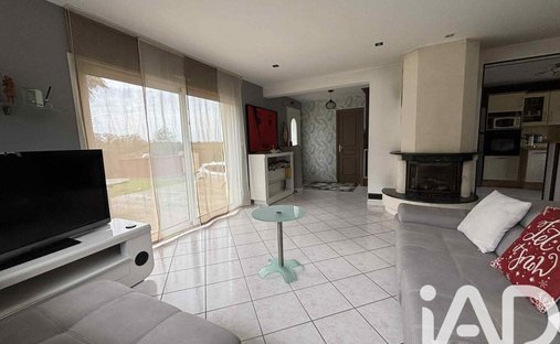 Castle for Sale in Guidel, Brittany, France