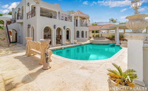Villa in Lowlands, Sint Maarten 1