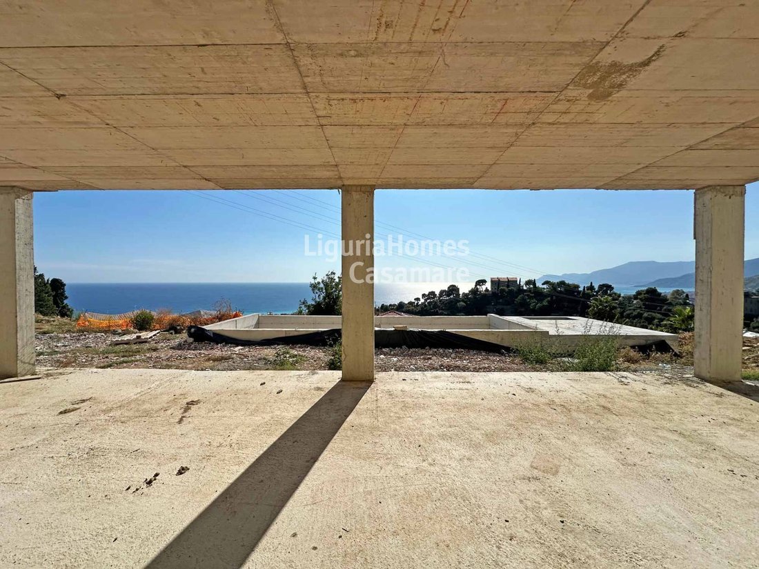 Villa in Bordighera, Liguria, Italy 2 - 11297124