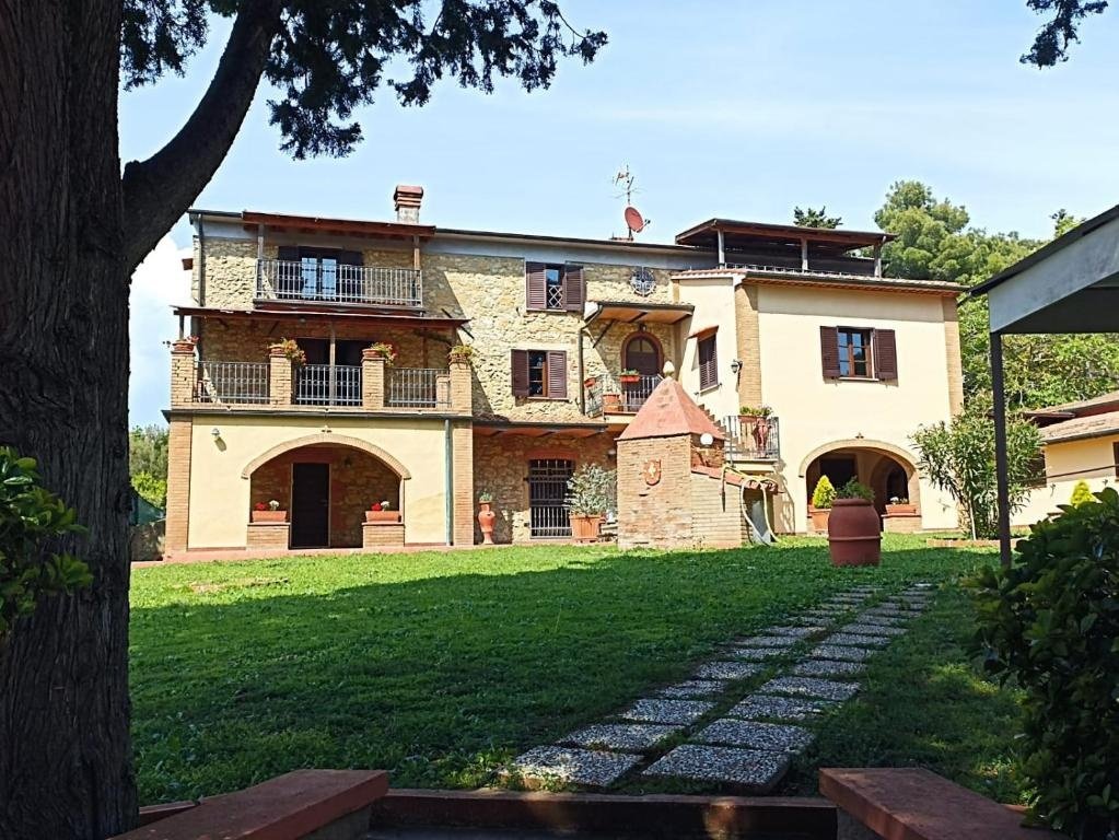 House in Guardistallo, Tuscany, Italy 2 - 16651182