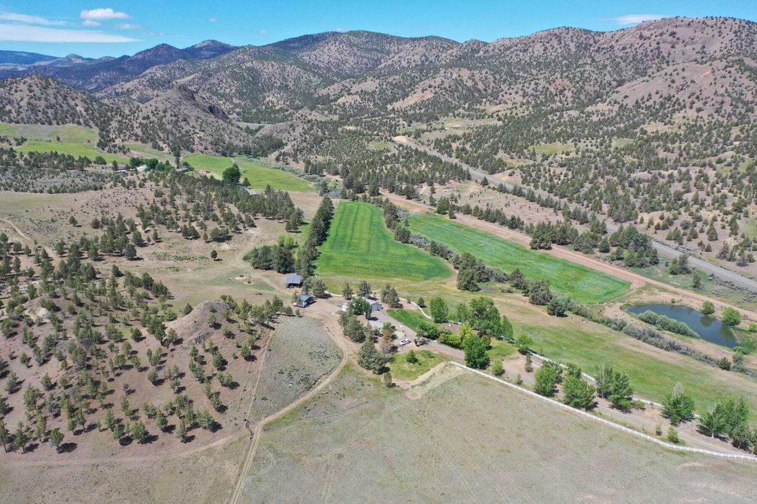 House in Mitchell, Oregon, United States 5 - 16650302