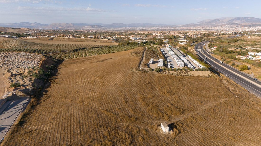 Land in Otura, Villa de Otura, Andalusia 5 - 16652172