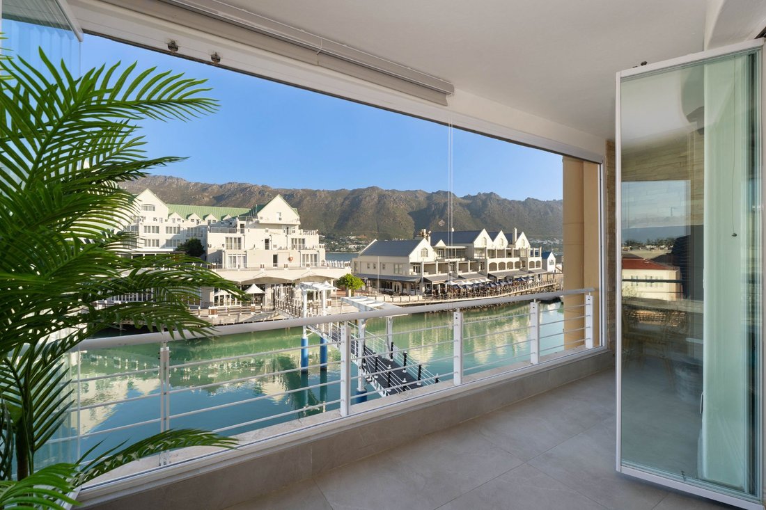 Apartment in Cape Town, Western Cape, South Africa 1 - 16651994