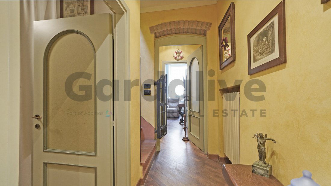 Apartment in Salo, Lombardy, Italy 3 - 16653371