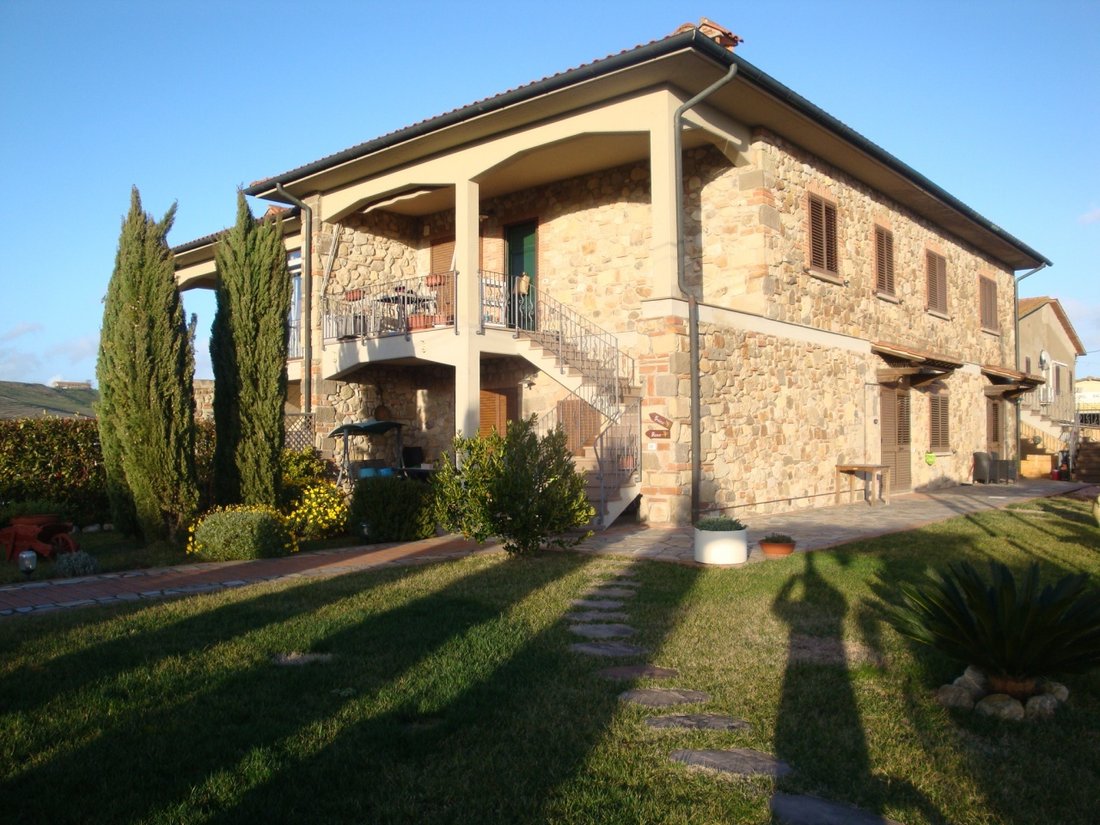 Country House in Volterra, Tuscany, Italy 1 - 16650986
