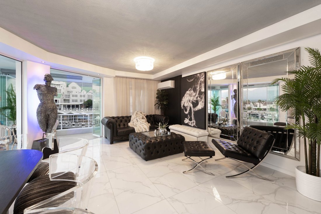 Apartment in Cape Town, Western Cape, South Africa 2 - 16651994