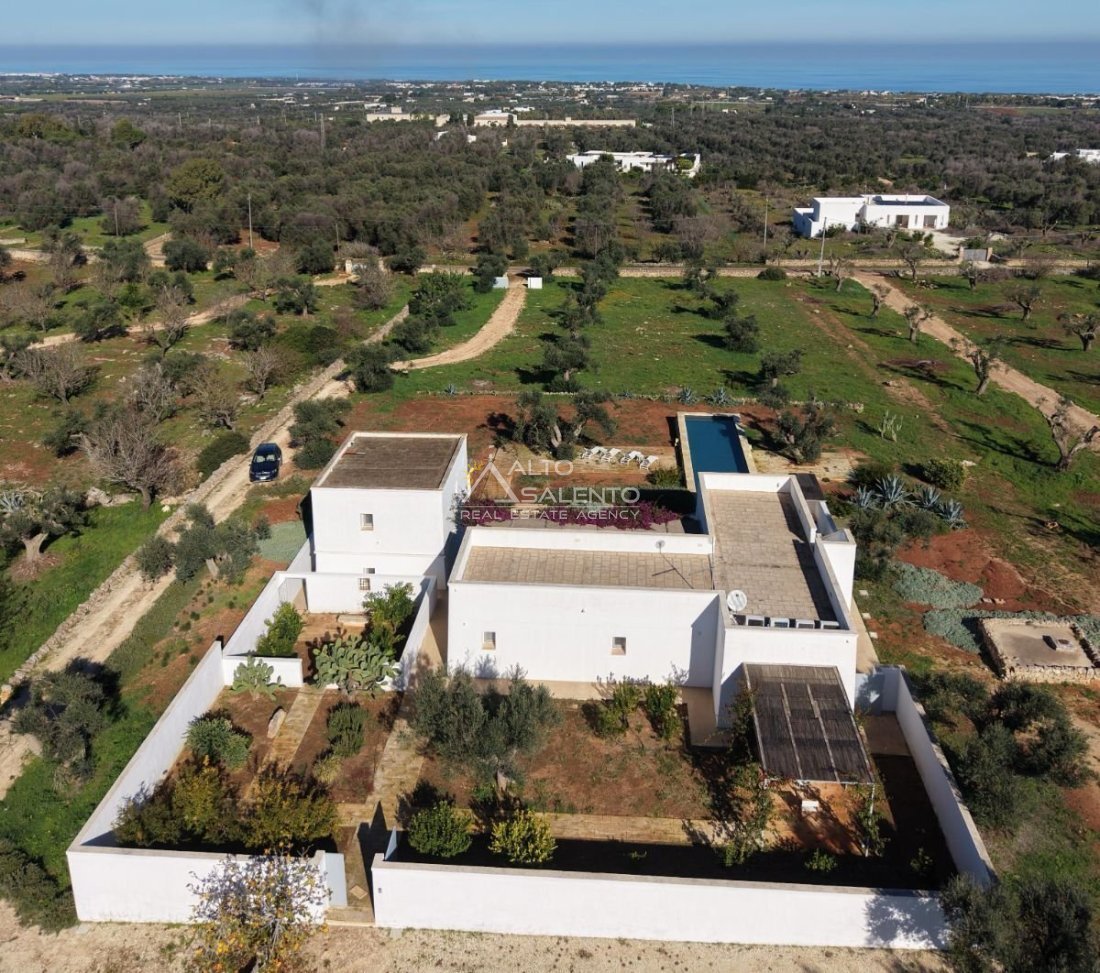 Villa in Carovigno, Apulia, Italy 3 - 16623294