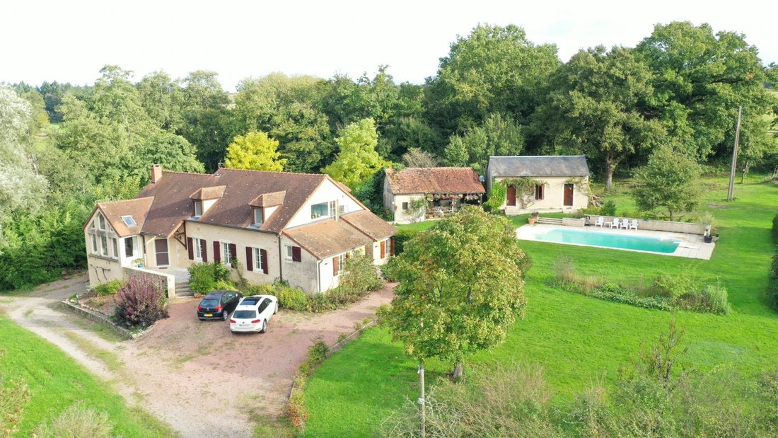 House in Limanton, Bourgogne – Franche-Comté, France 1 - 16654043
