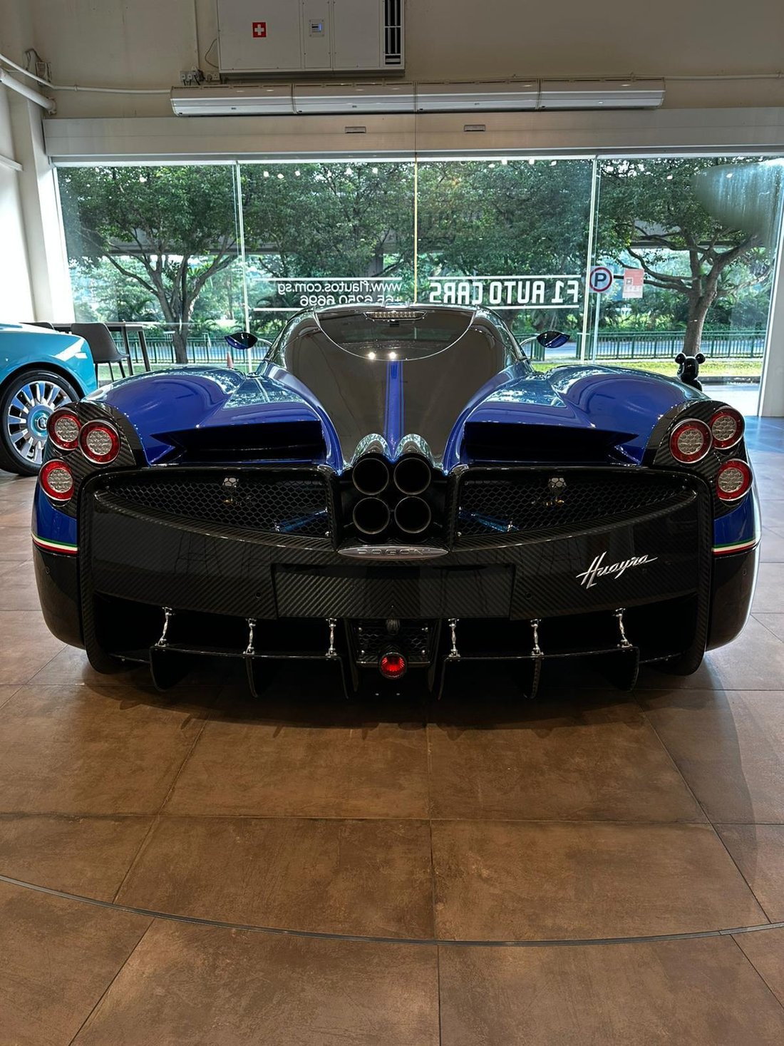 Coupe in Singapore, Singapore 5 - 16812078