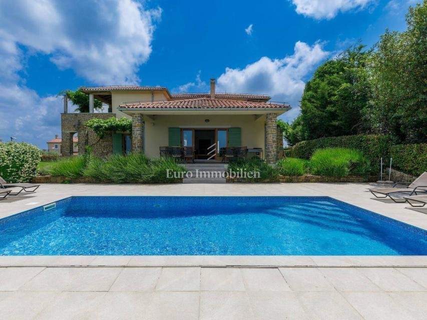 House in Buje, Istria County, Croatia 1 - 16654976